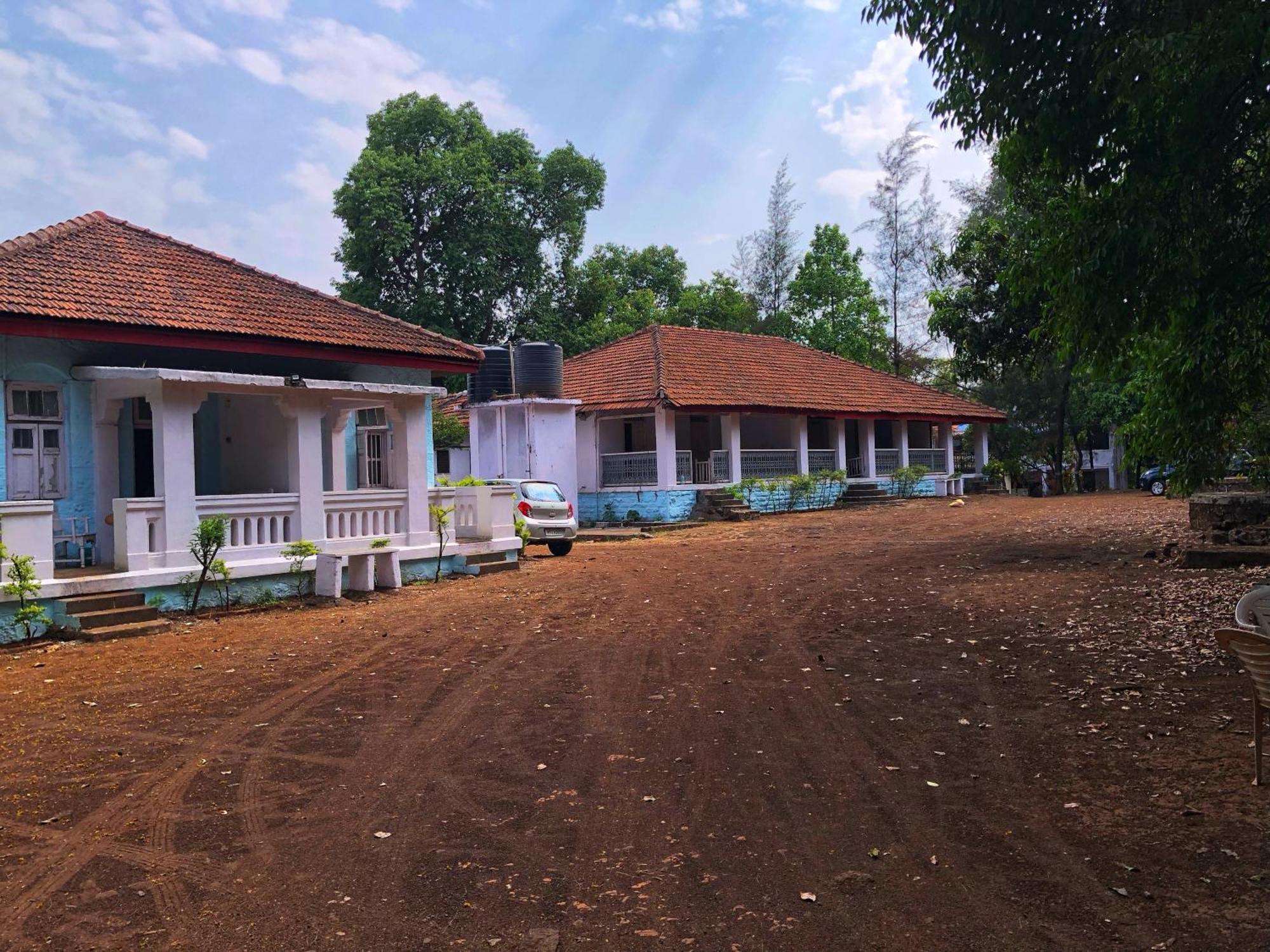 The Imperial Heritage II 2 Minutes From Station And Market II Deluxe Ac Rooms II โลนาวาลา ภายนอก รูปภาพ